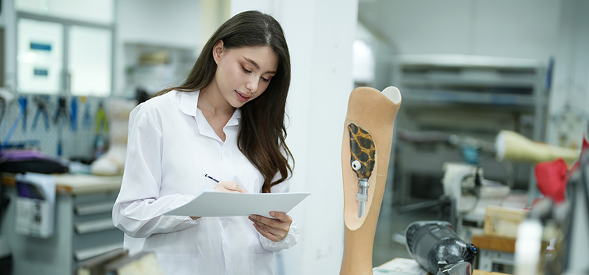 Wie wird man Ingenieur der Orthopädie- und Rehatechnik?